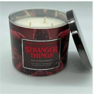 Stranger Things Demogorgon Candle BBW 3 wick candle - NWT